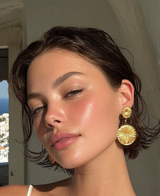 Work-appropriate makeup look with A STAR ⭐️ COSMETICS - A STAR COSMETICS